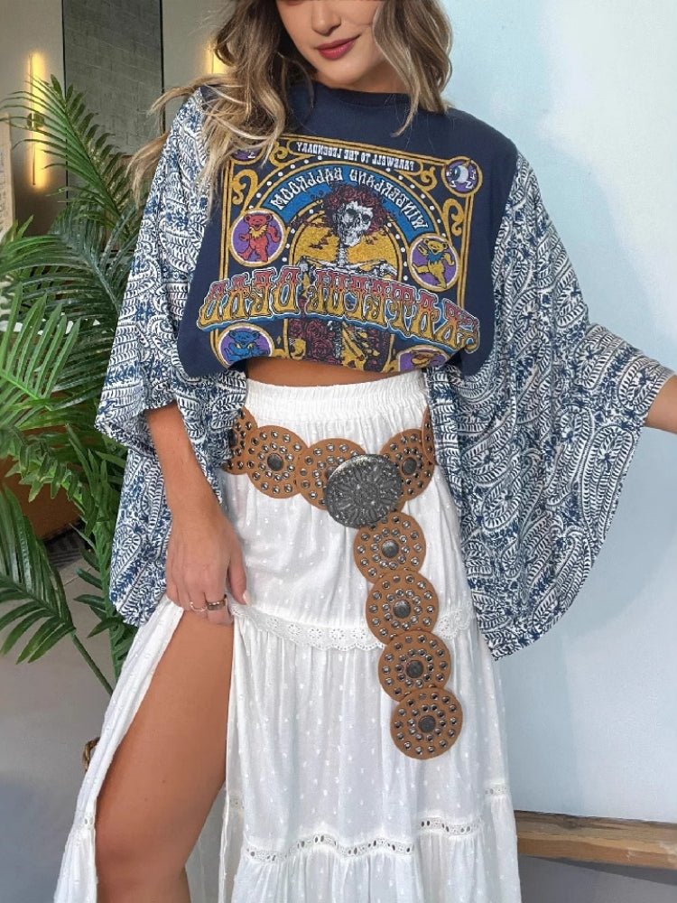 Blusa estampada con mangas murciélago