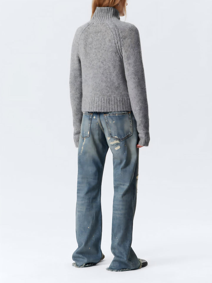 Elegant Knitted Fitted Zip Cardigan