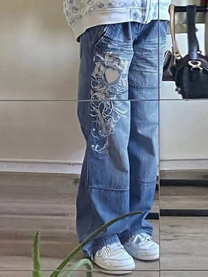 Tvättade jeans i streetstyle