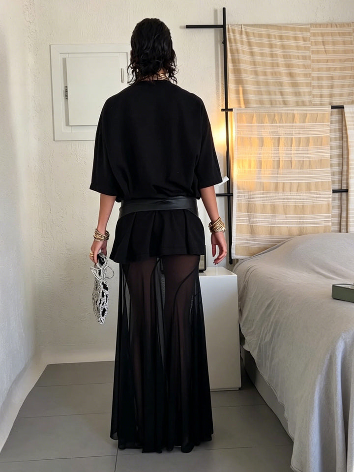 Conjunto de camiseta extragrande con falda maxi de gasa transparente en capas