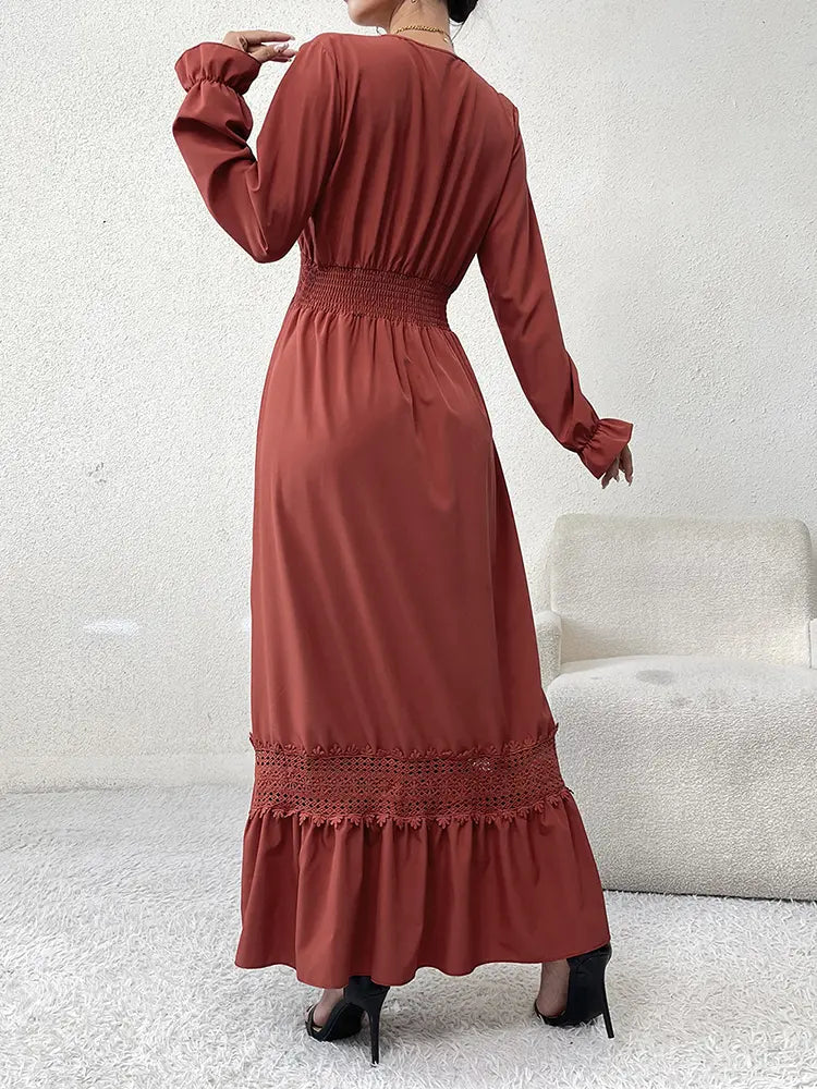 Vestido de encaje vintage elegante con escote en V