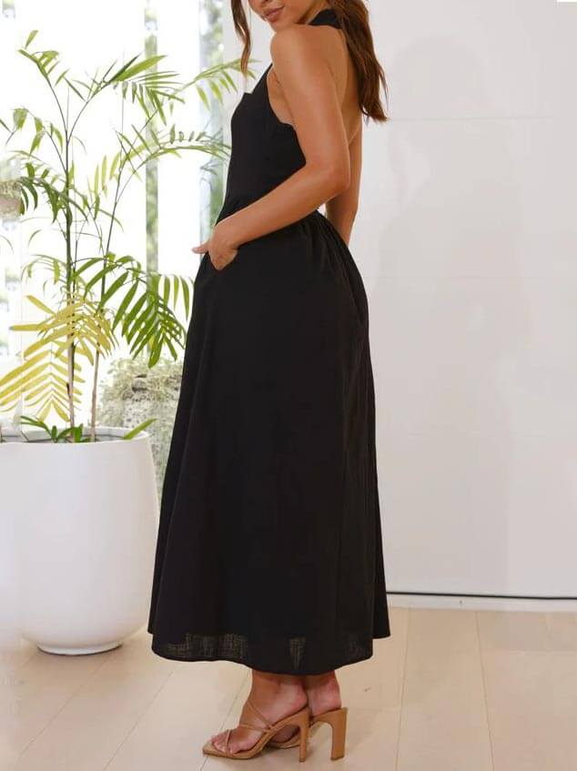 Petite robe noire à col licou et taille, robe mi-longue