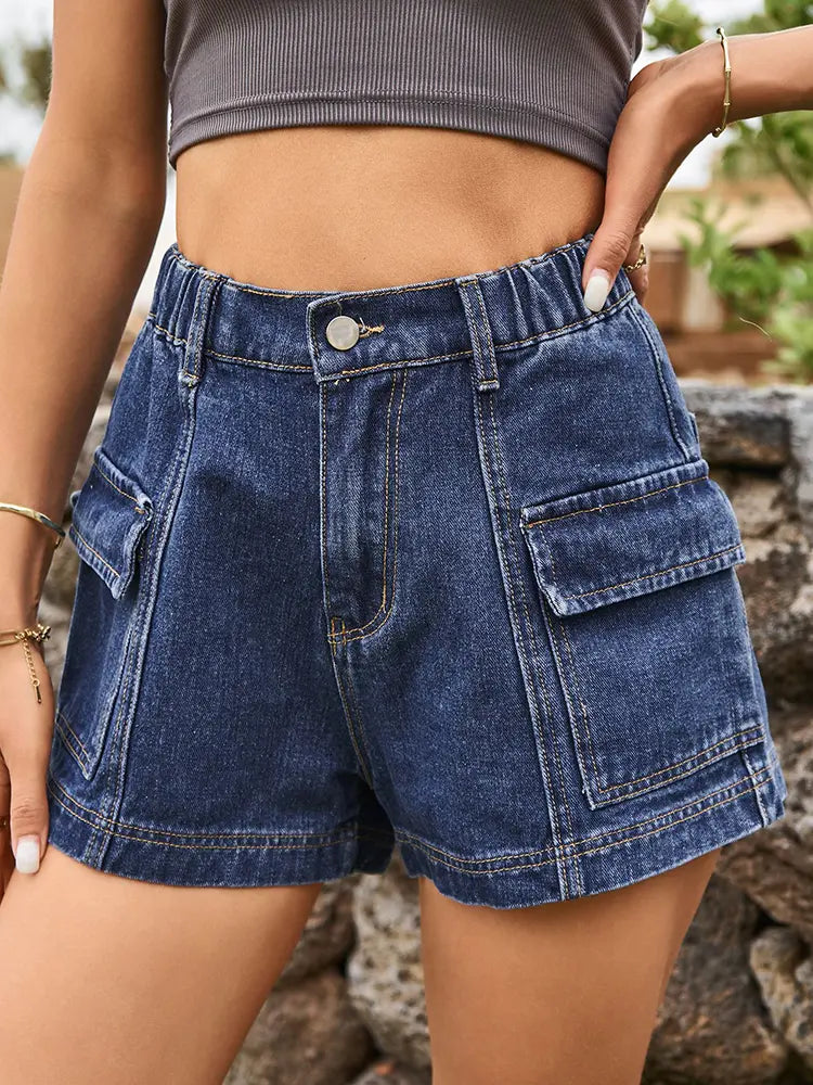 Shorts cargo en denim de style américain