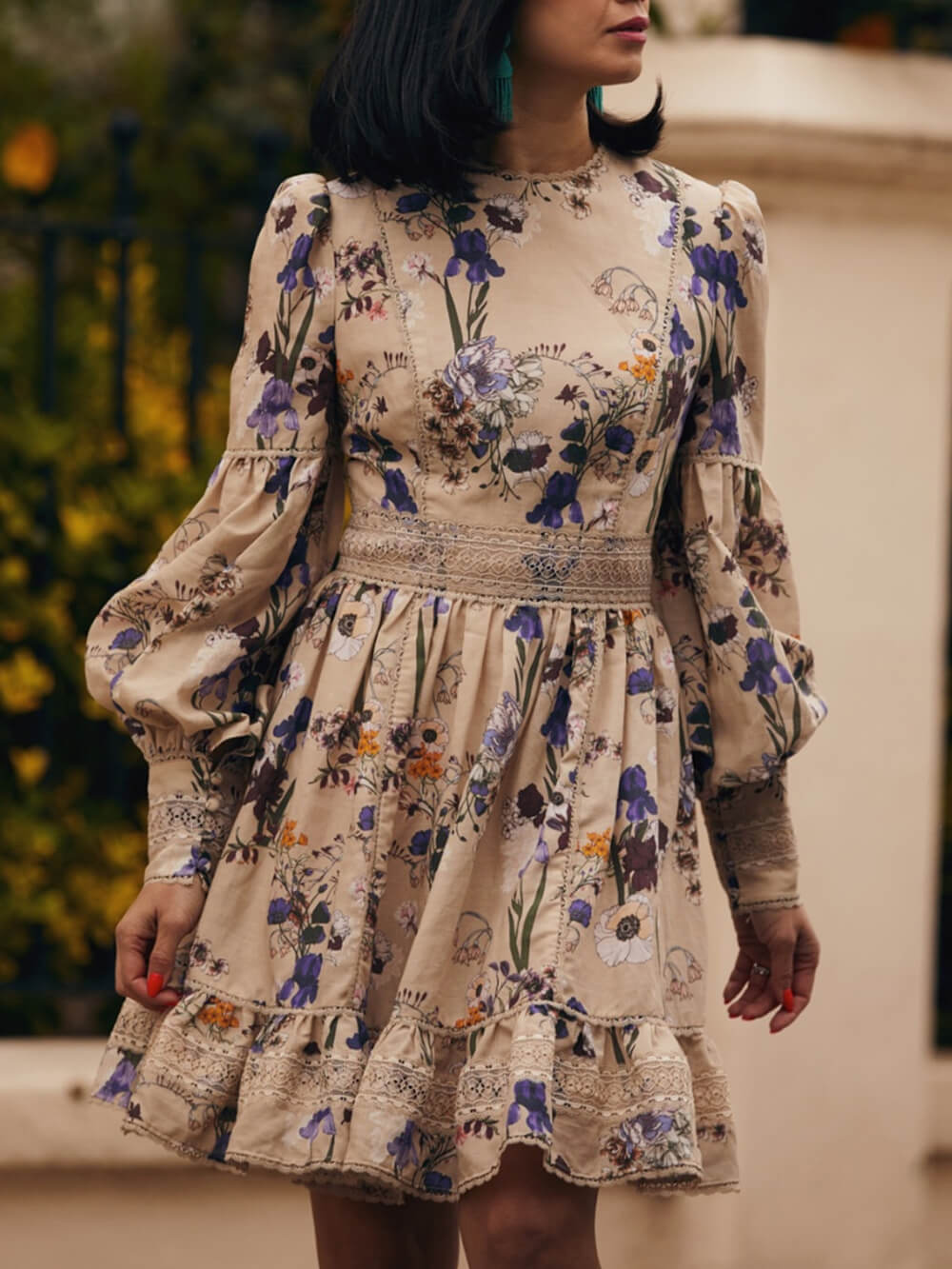 꽃 식물 벌룬 슬리브 미니 드레스