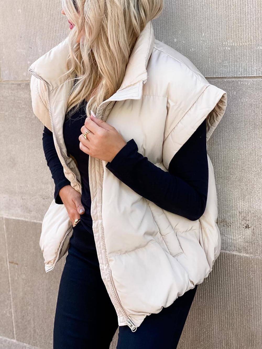 Veste de gilet en coton avec poche à fermeture éclair et col montant à la mode