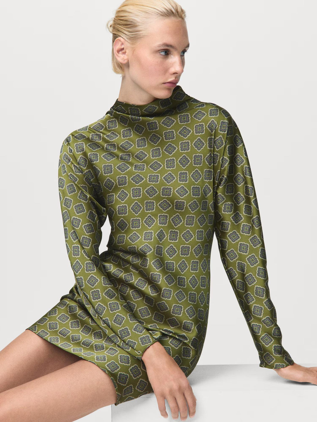 Perkins Collar Satin Printed Mini Dress