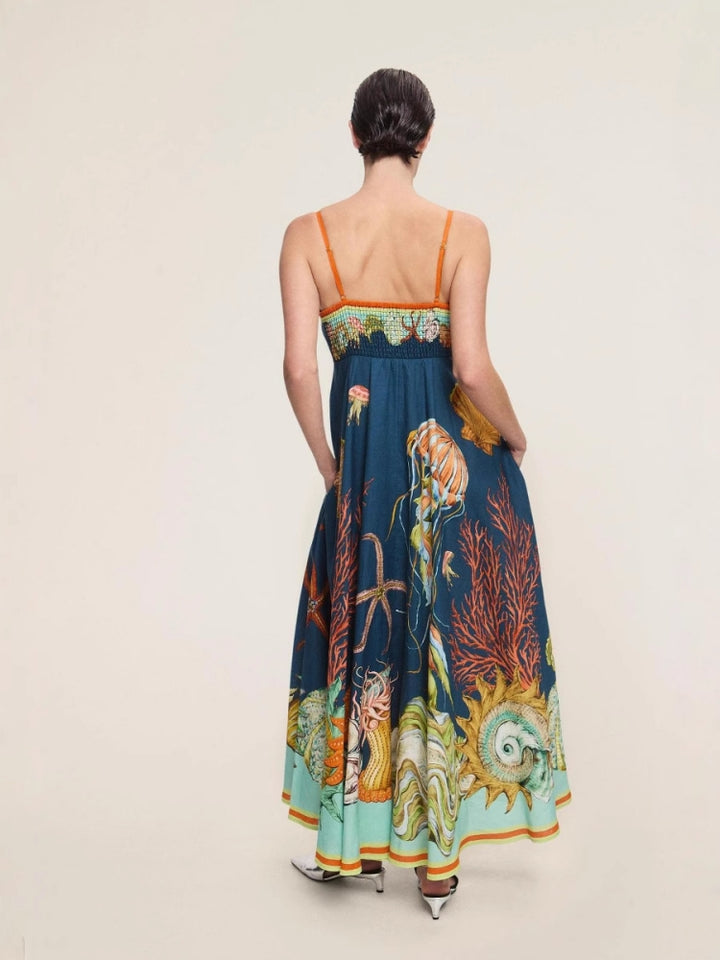 Rochie midi peste genunchiCopiați linkul (Copiați)