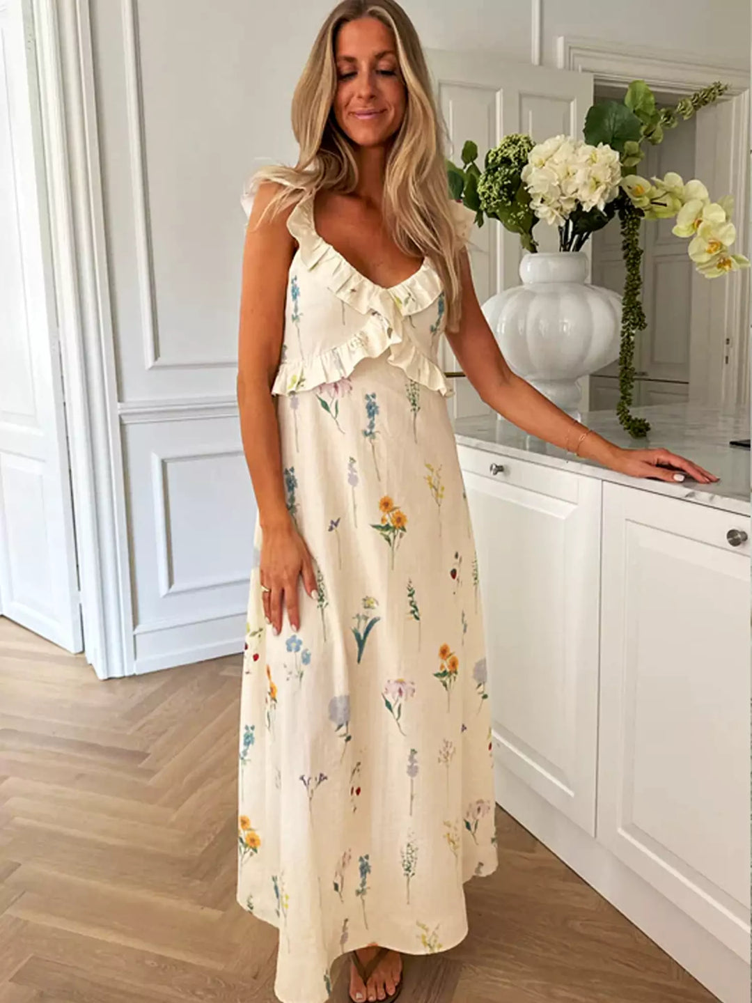 Ivory Floral Elegance Maxi Dress