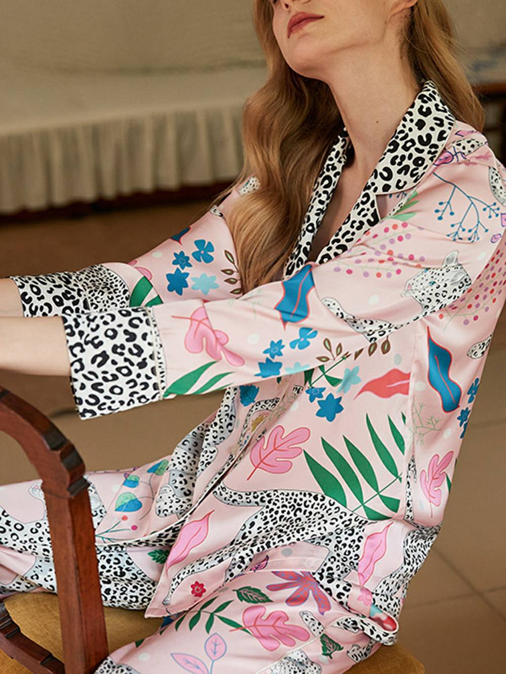 Set pijama din mătase Dressing Pink Snow Leopard