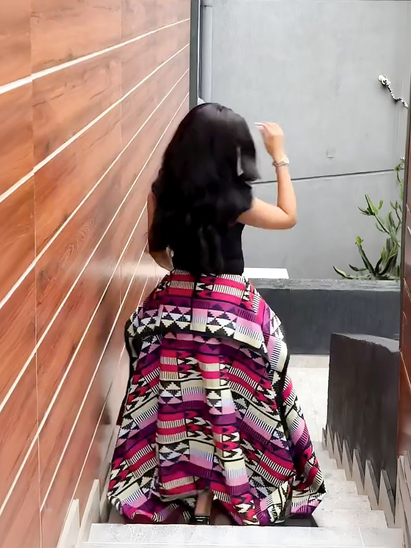 Canlı Çok Renkli Geometrik Asimetrik Midi Etek