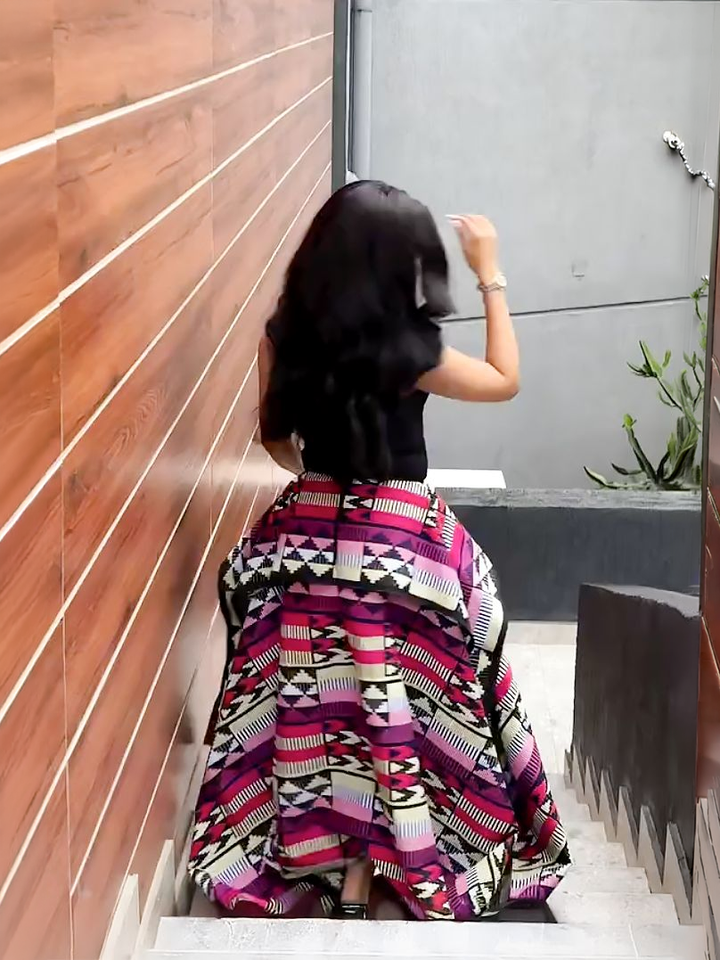 Canlı Çok Renkli Geometrik Asimetrik Midi Etek