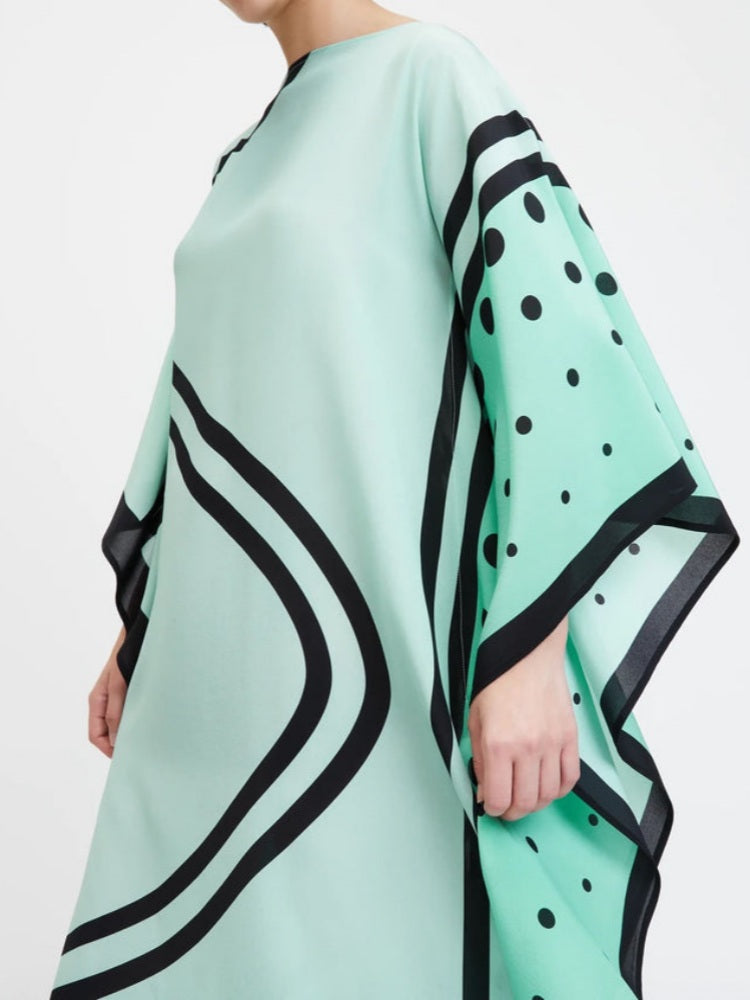 Frescor de menta: Kaftan abstrato com pescoço de barco para mulheres