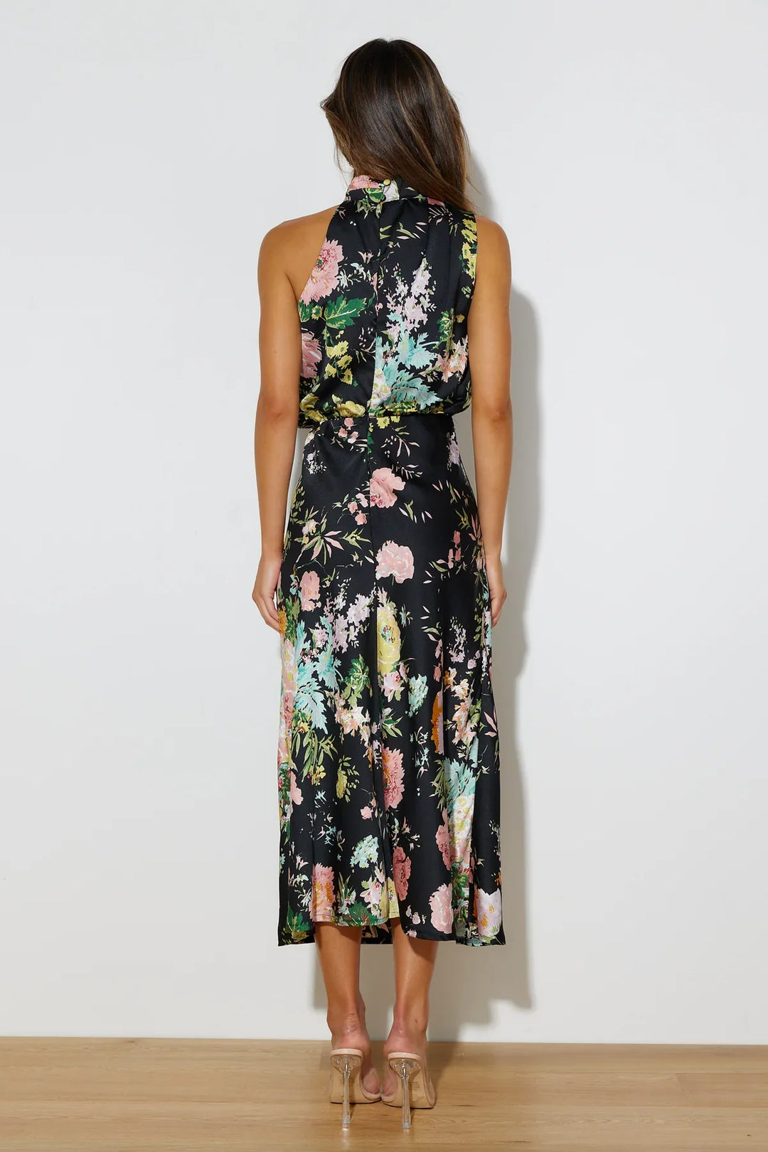 Wine Country Dates Blumen-Maxikleid mit Neckholder und elastischem Bund