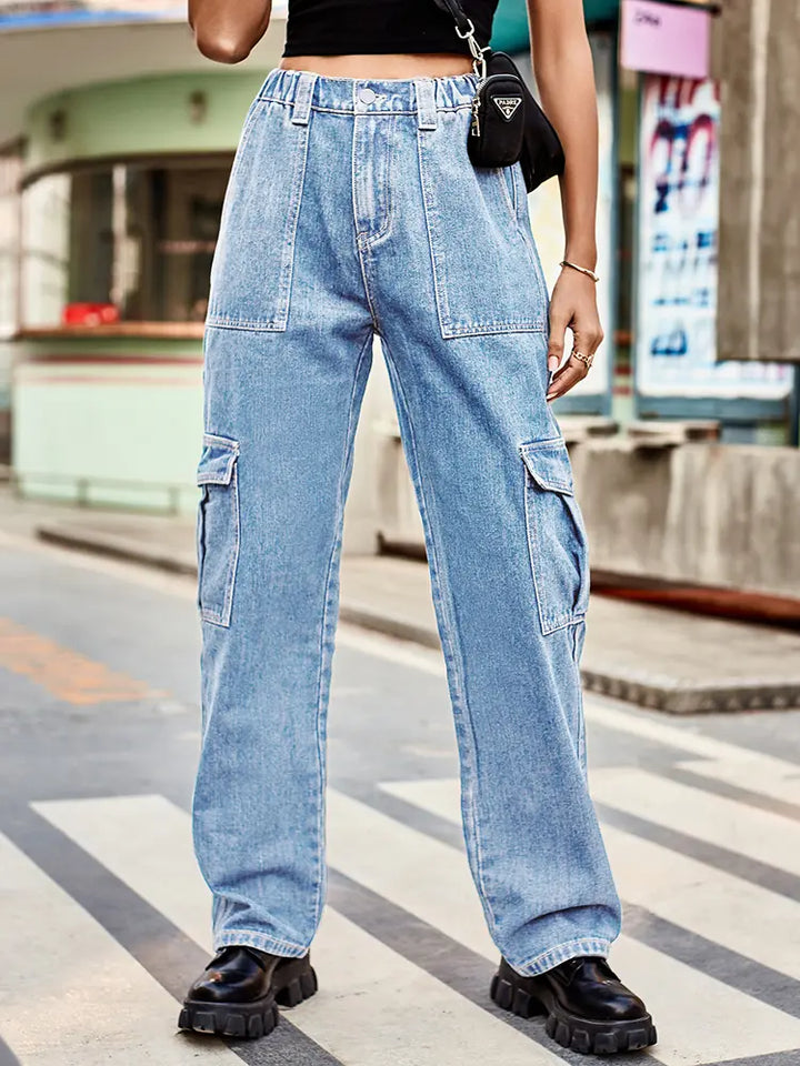 Pantaloni in denim a vestibilità ampia con tasche laterali