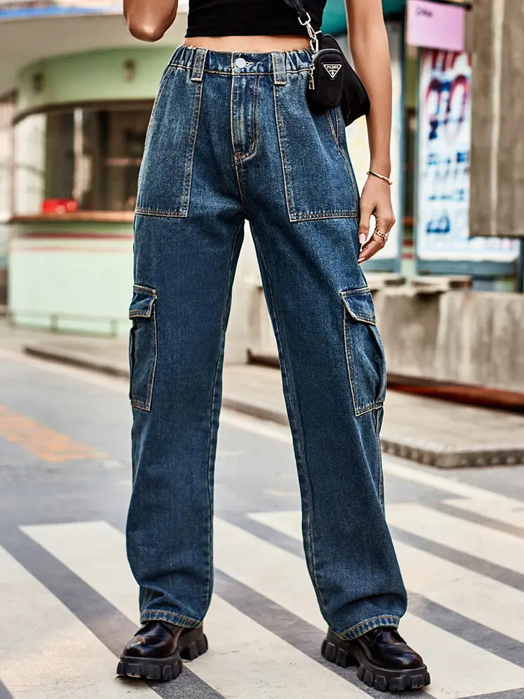 Pantaloni in denim a vestibilità ampia con tasche laterali