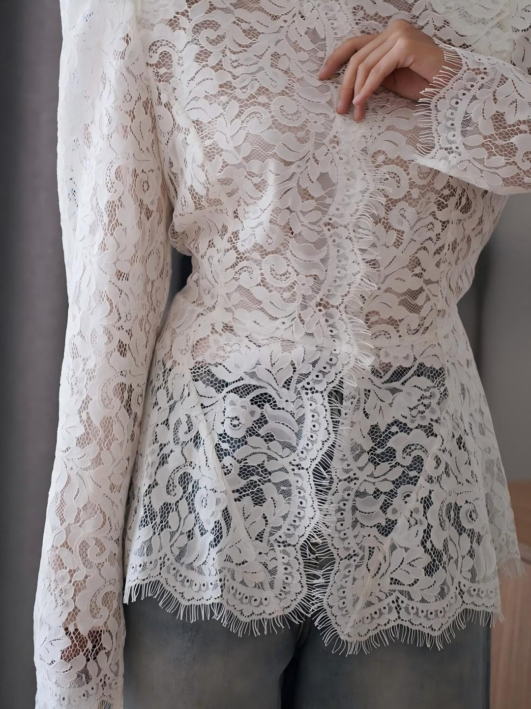 Structured Shoulder Floral Lace Peplum Top