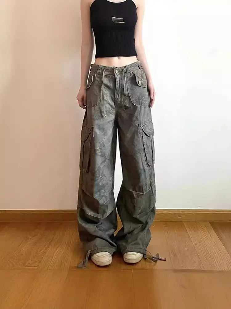 Pantalones de mezclilla cargo de camuflaje adelgazante