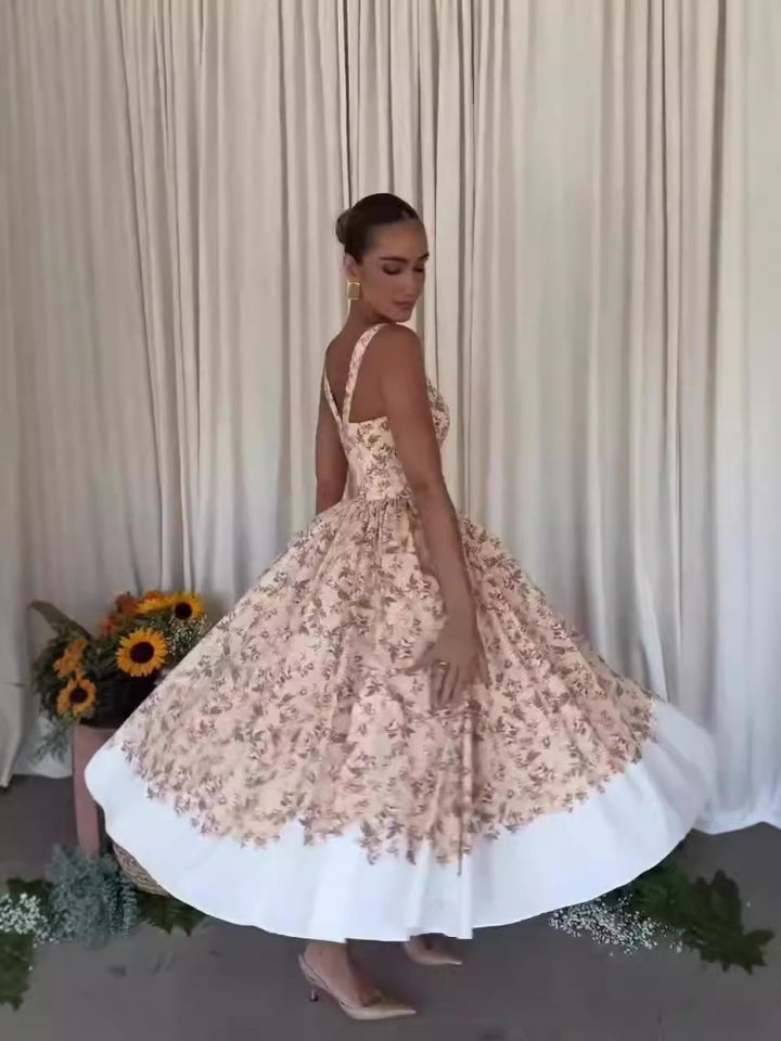 Romantic Courtly Maxi Dress
