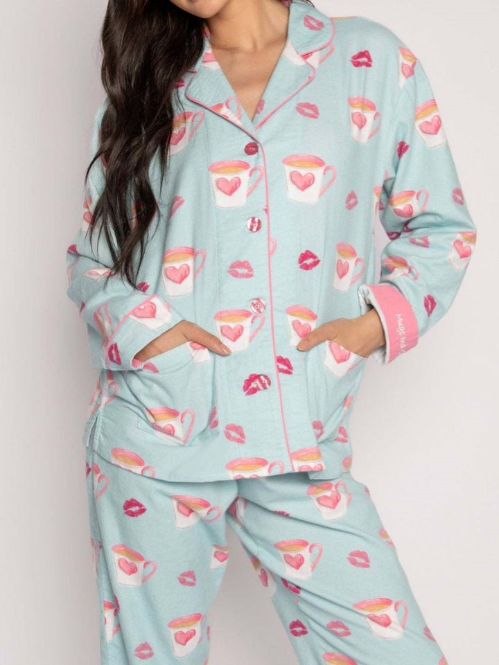 Conjunto de Pijamas con Estampado de Corazón y Labios