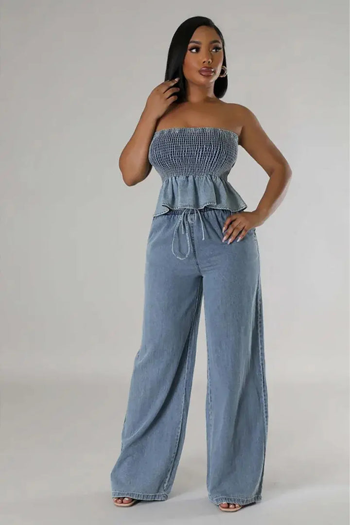 Naka-istilong Denim na Two-Piece Set