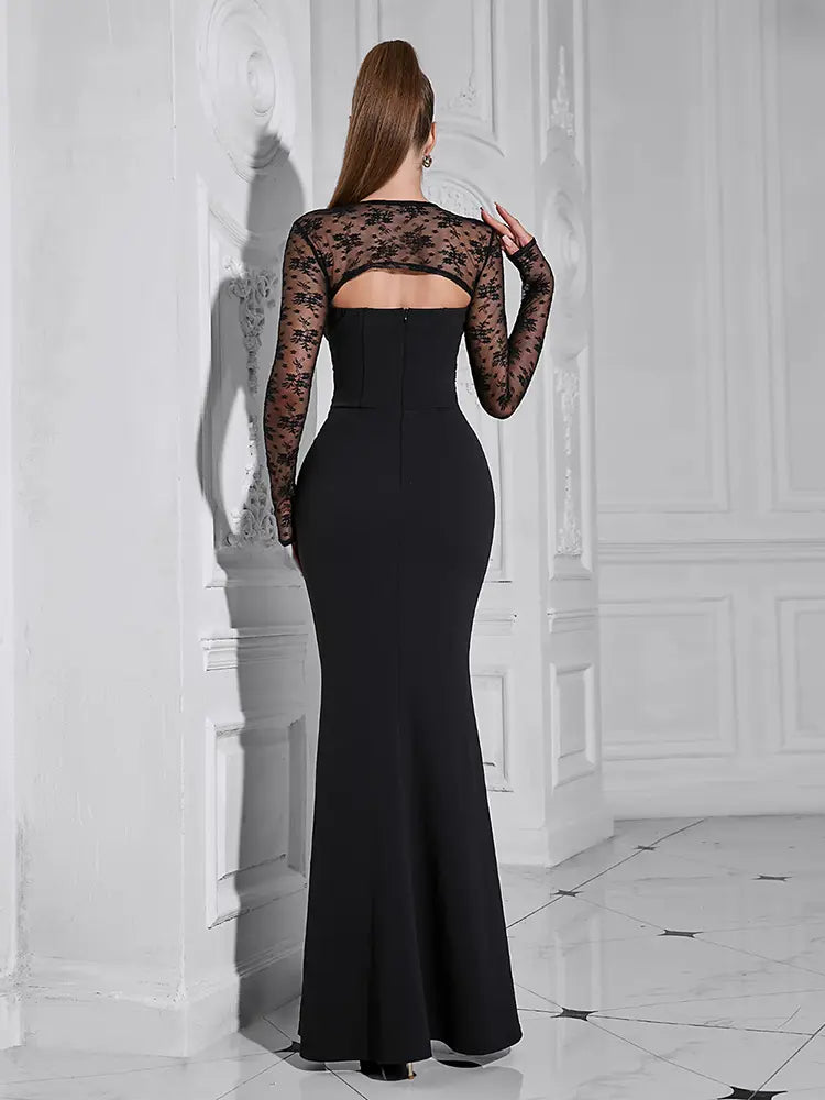 Robe longue à manches longues et décolleté sexy