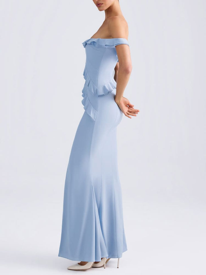 Šaty s volánkovým lemem mimo ramena ve světle modré barvě