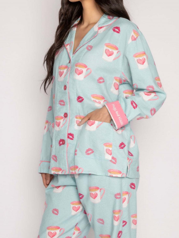 Conjunto de Pijama com Impressão de Coração e Lábios