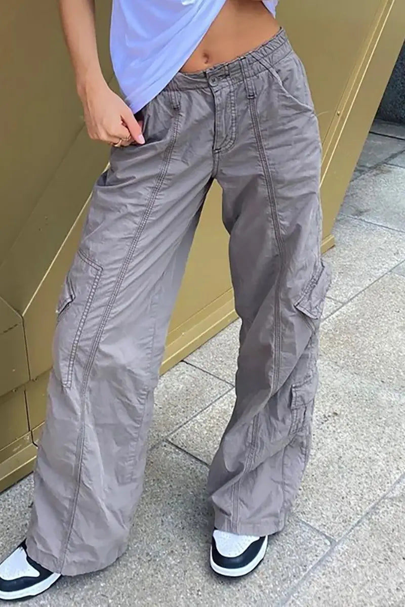 Pantalones cargo de tiro bajo