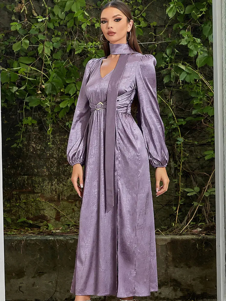 Vestido elegante con escote en V