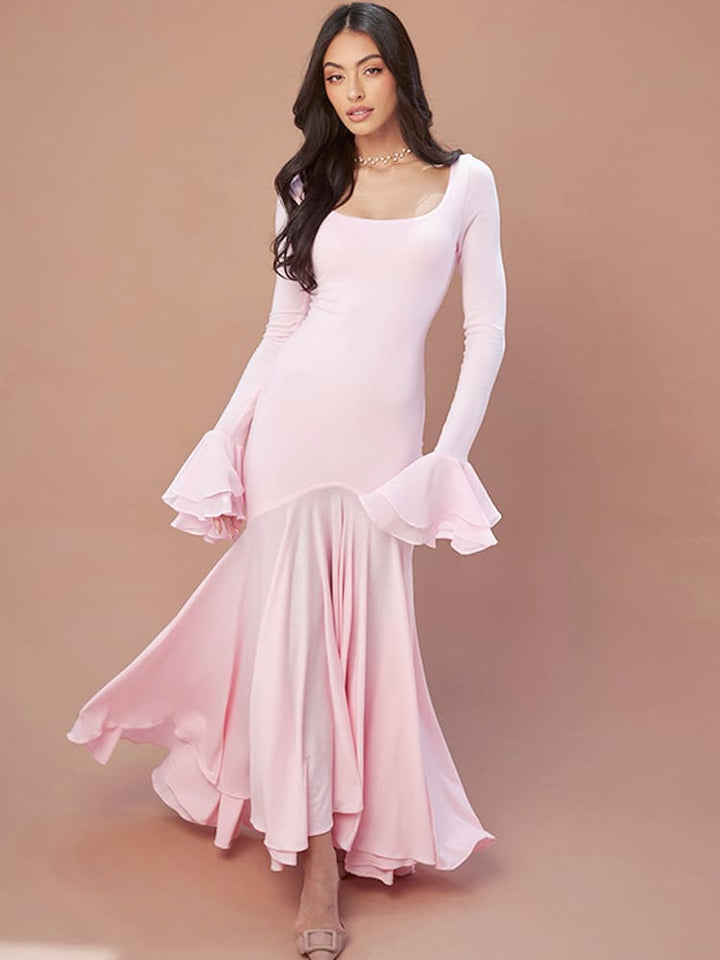 Robe maxi plissée à encolure carrée