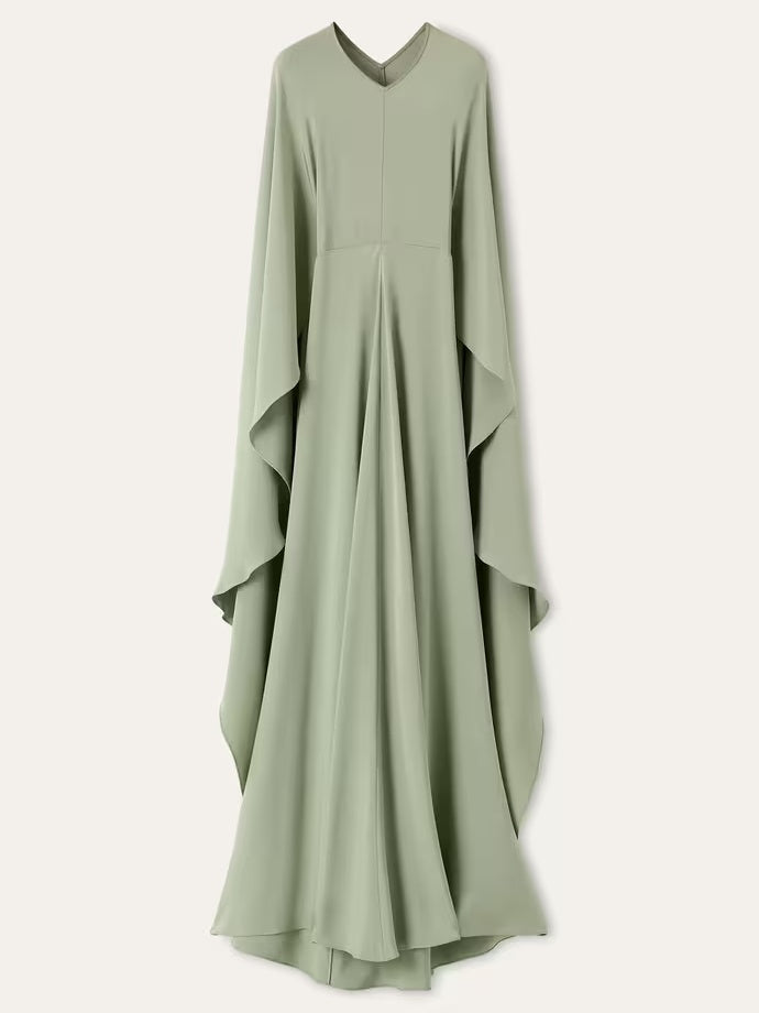 Maxikleid mit drapiertem Cape