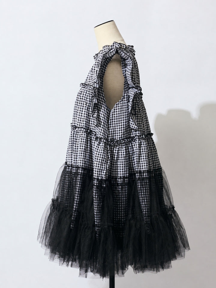 Mini-kjole med gingham tyl og flæser