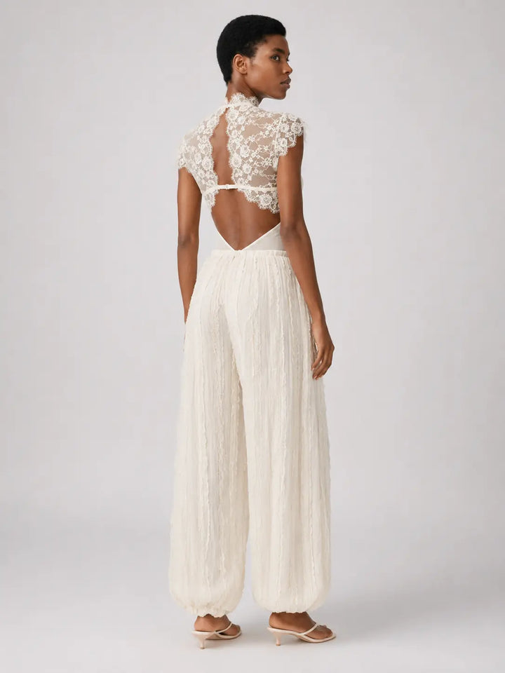 Ensemble body romantique et pantalon ballon