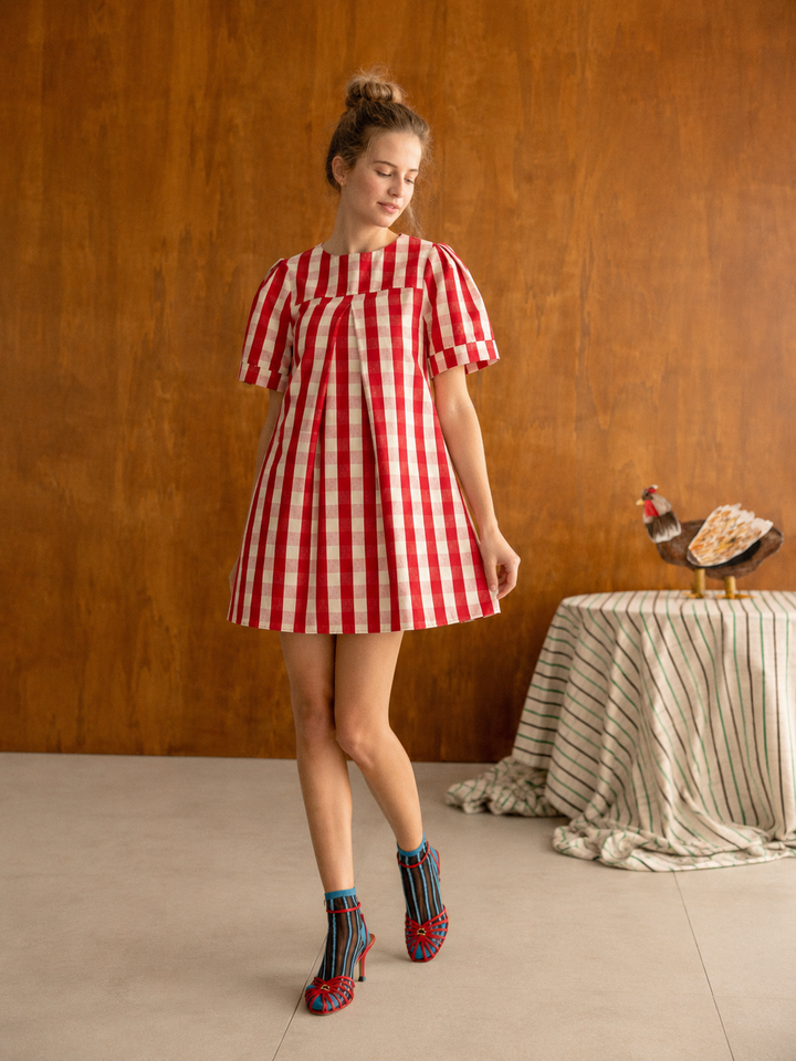 Vestido mini plisado de cuadros gingham