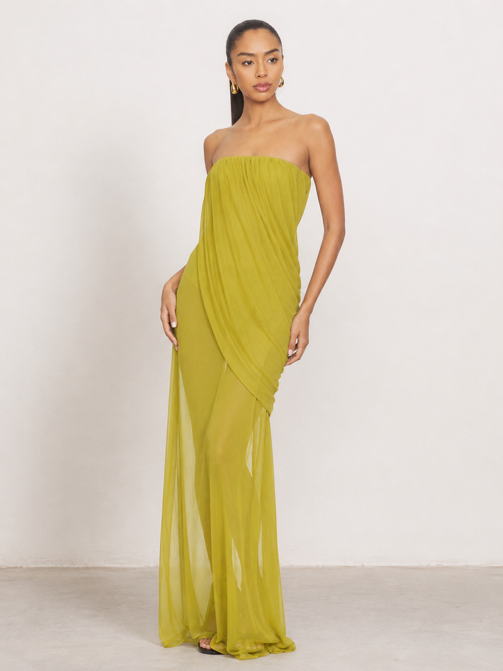 Vestido transparente sin tirantes drapeado