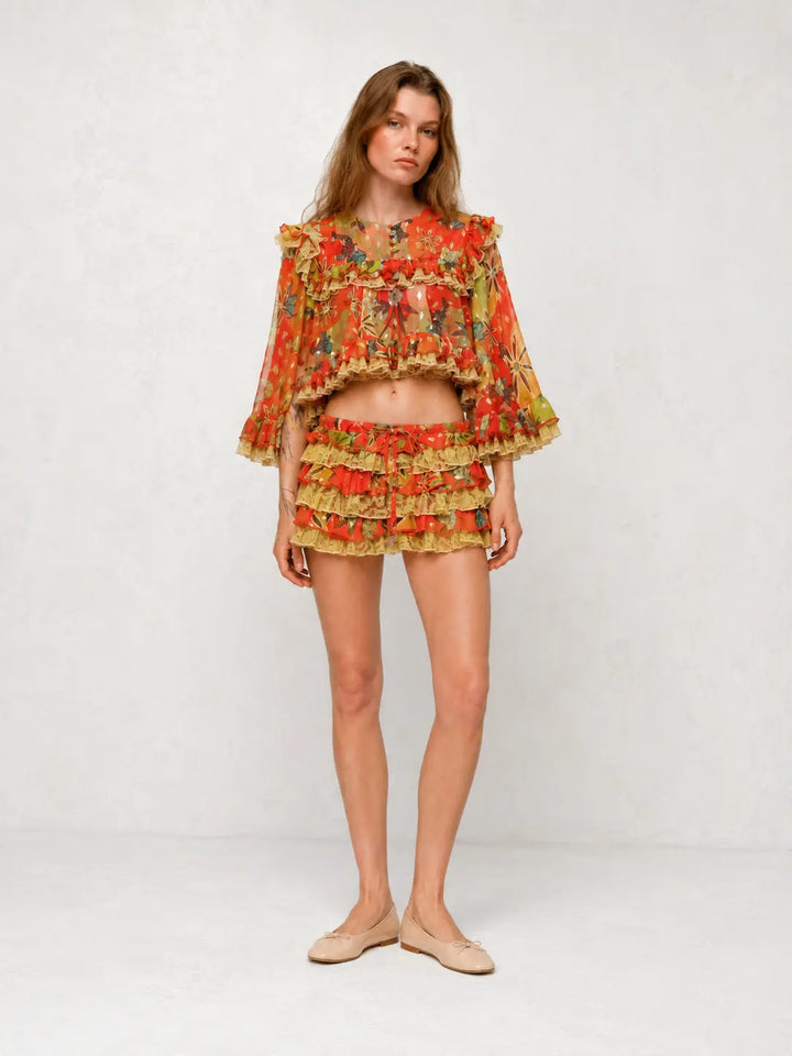 Komplet z falbaną w stylu boho: mini spódniczka