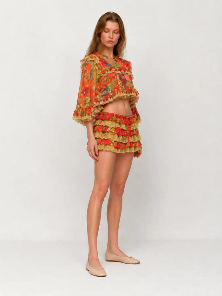 Komplet z falbaną w stylu boho: mini spódniczka