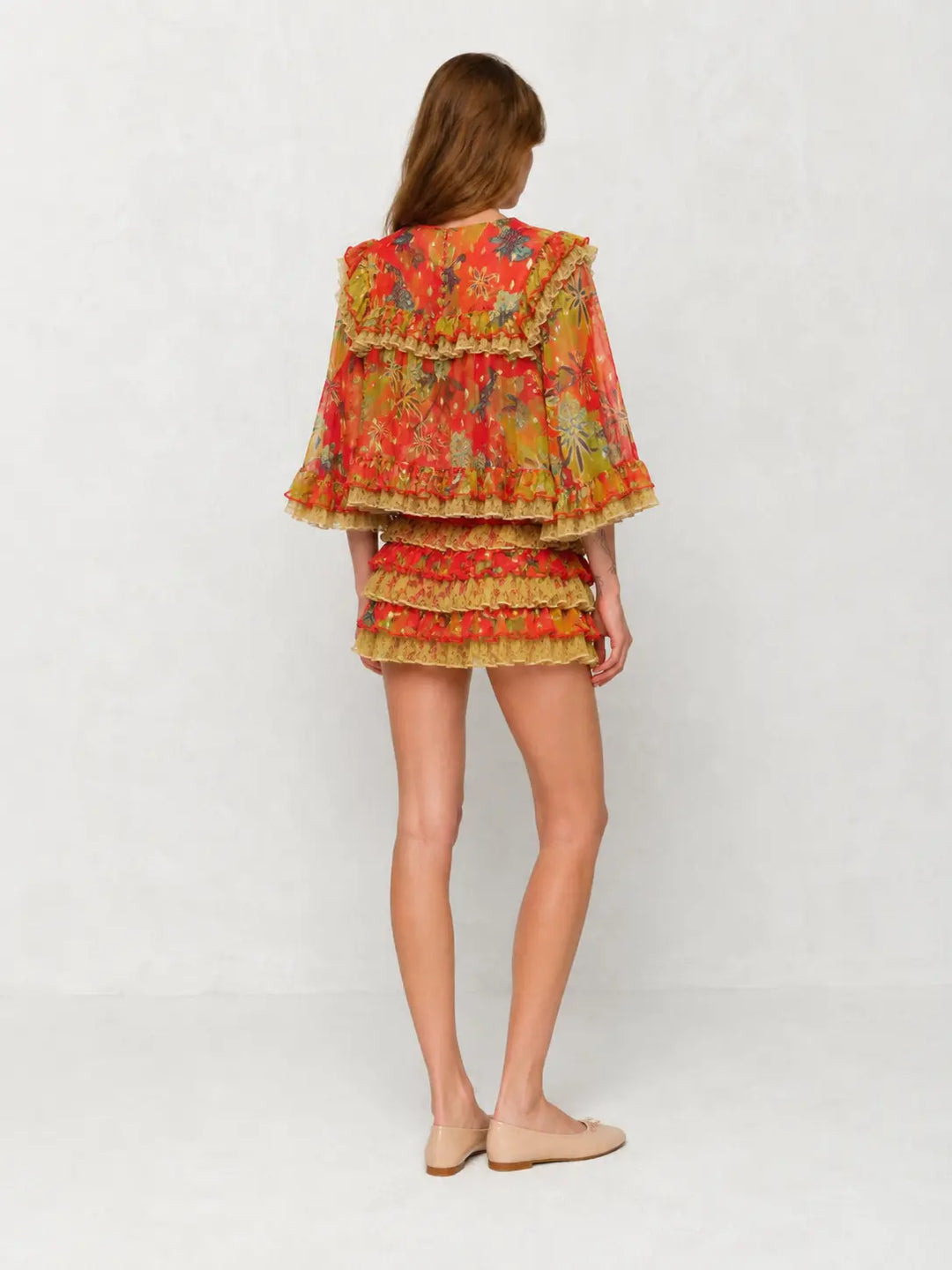 Komplet z falbaną w stylu boho: mini spódniczka