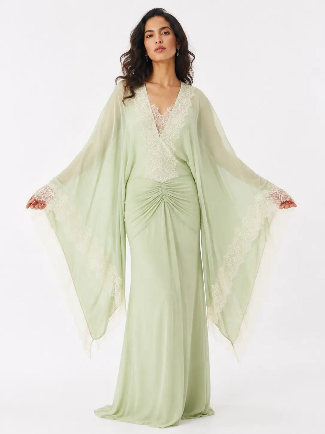 Romantisches Maxikleid mit Cape-Ärmeln