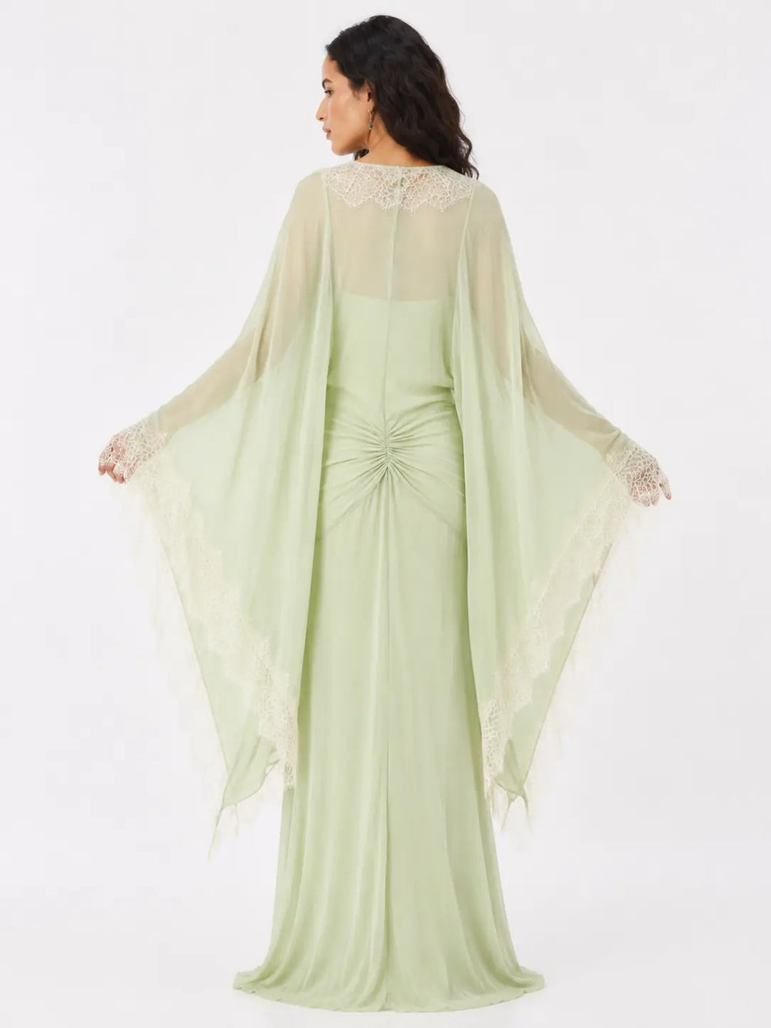 Romantisches Maxikleid mit Cape-Ärmeln