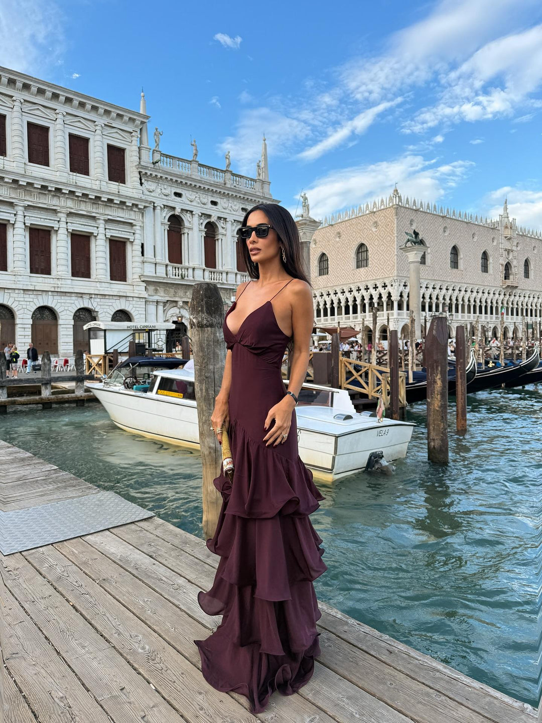 Elegant Burgundy Tiered Maxi Dress – Boiilife