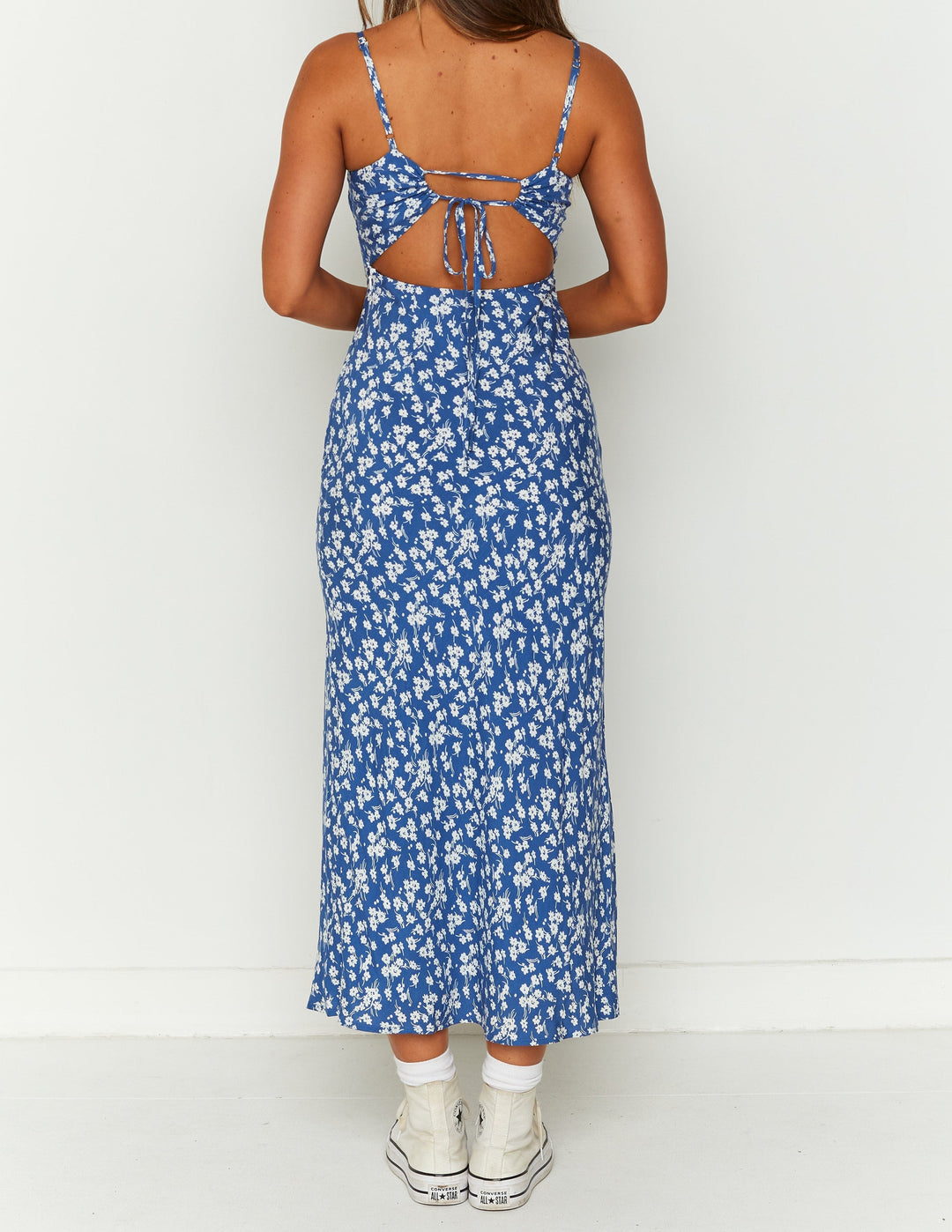 Robe midi bleue à fleurs Delphine