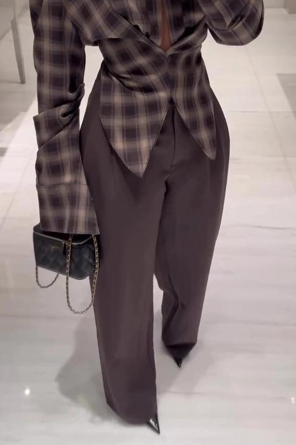 Pantalones de blazer con bolsillos plisados