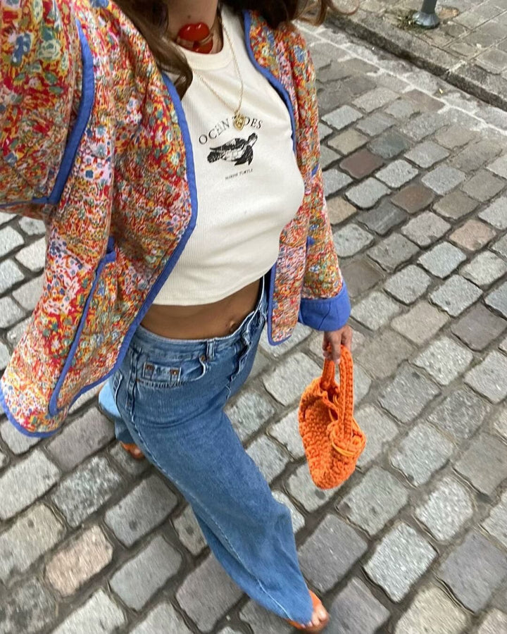 Chaqueta pequeña de algodón con hombros caídos y clip de bolsillo con estampado floral