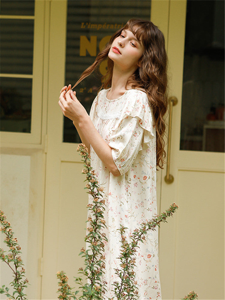Camisola de verão em cetim com folhas de salgueiro