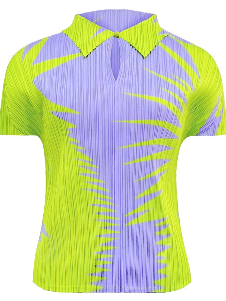 Conjunto de duas peças com top de lapela plissado e saia