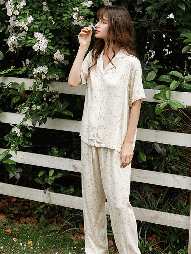 Söğüt Yaprağı Çiçekli Pijama Takımı