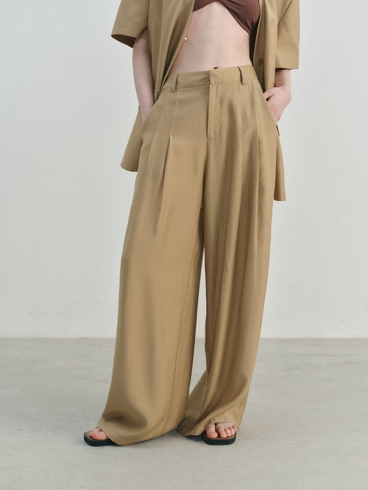 Pleated Relaxed-Fit Trousers