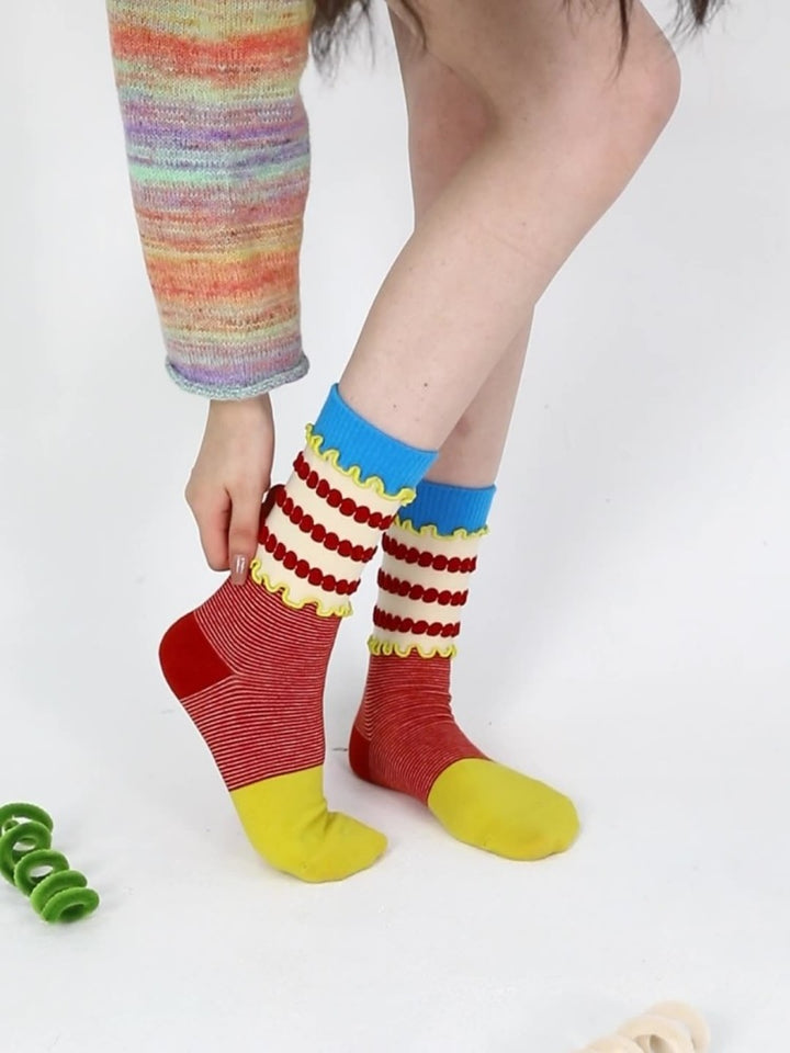 Wavy Edge Colorful Striped Cotton Socks