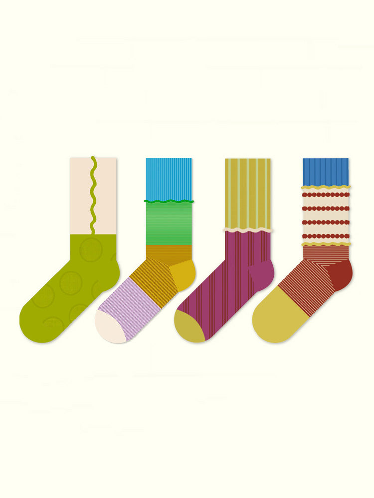 Chaussettes en coton à rayures colorées à bords ondulés